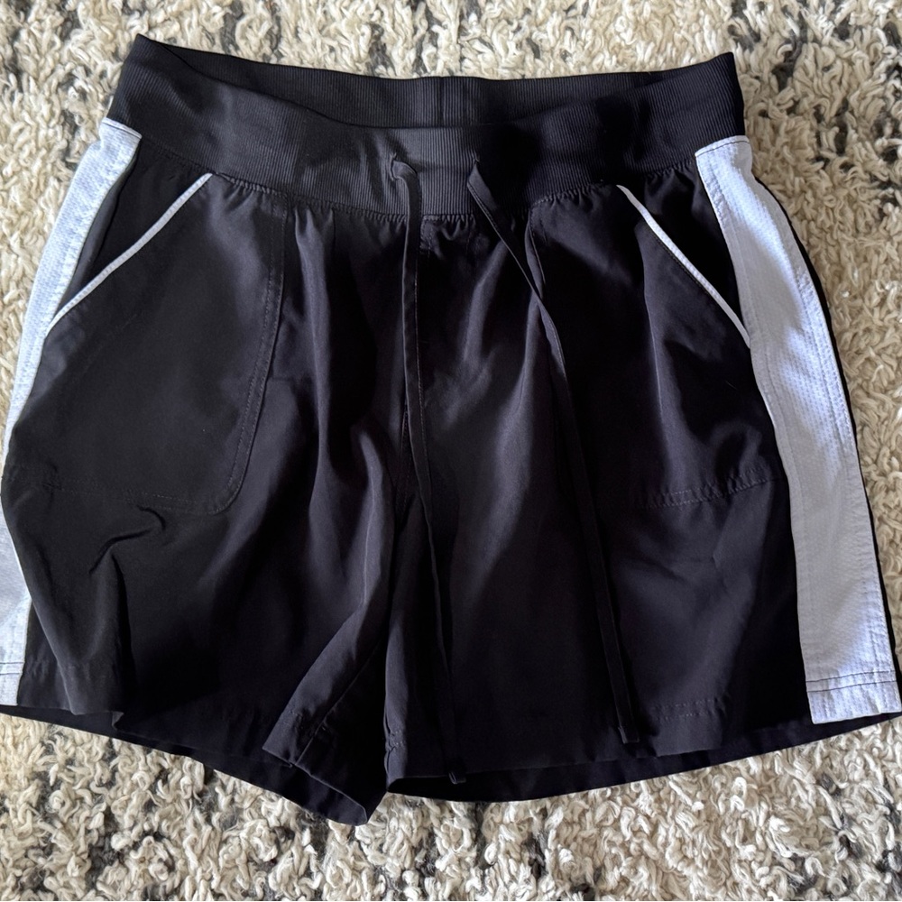 Tek Gear Ladies size L shorts